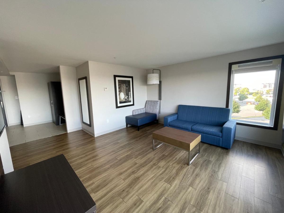 Holiday Inn Express & Suites - Gatineau - Ottawa By Ihg Exteriör bild